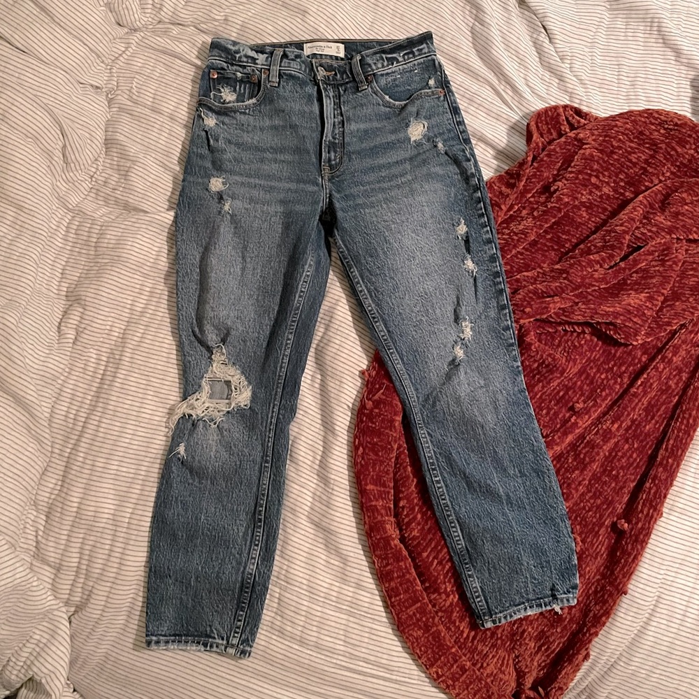 A&F Skinny High Rise Jeans